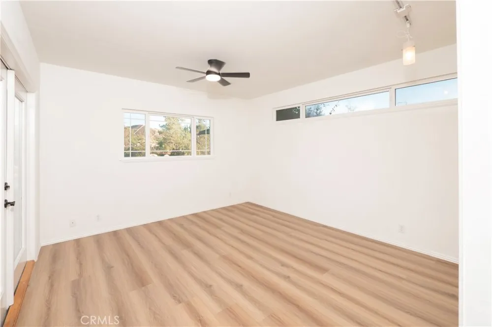 18493 Oak Park Drive Riverside, CA 92504