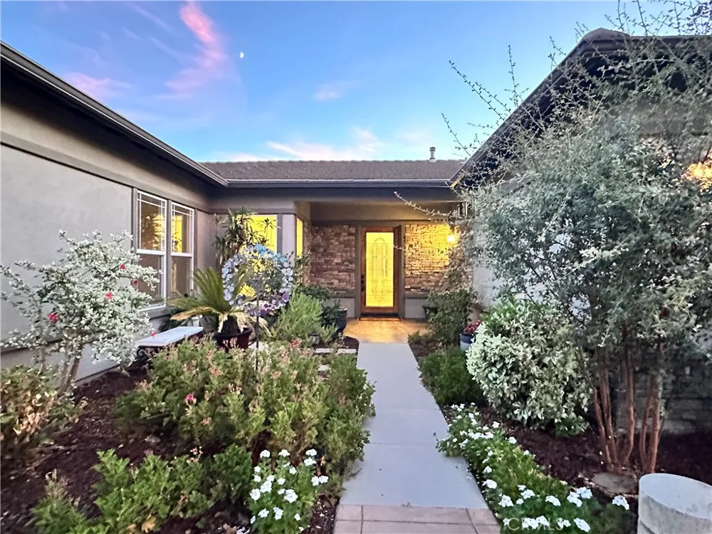 18493 Oak Park Drive Riverside, CA 92504