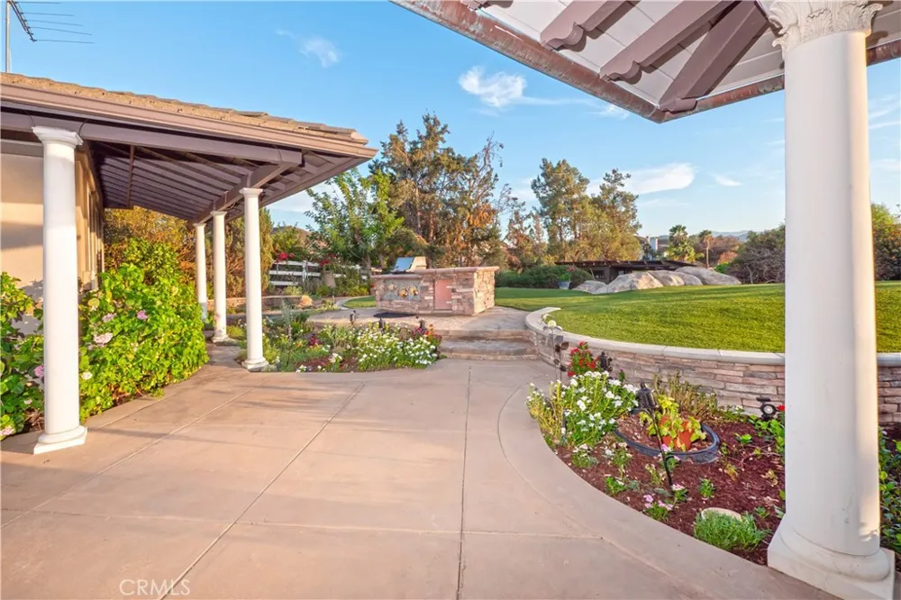 18493 Oak Park Drive Riverside, CA 92504