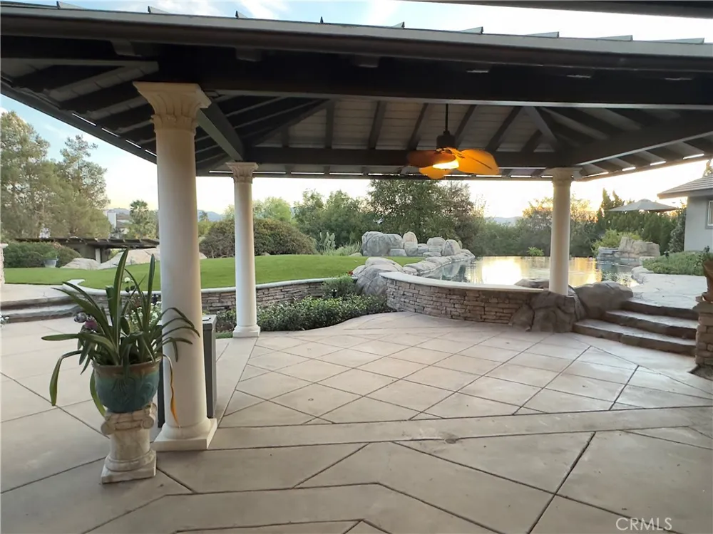 18493 Oak Park Drive Riverside, CA 92504