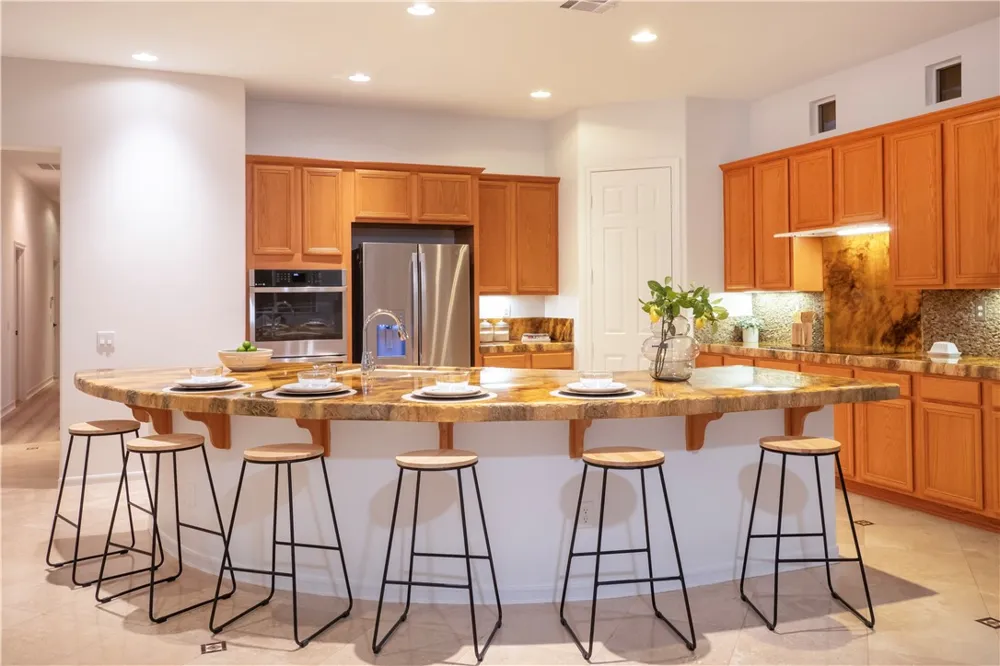 18493 Oak Park Drive Riverside, CA 92504