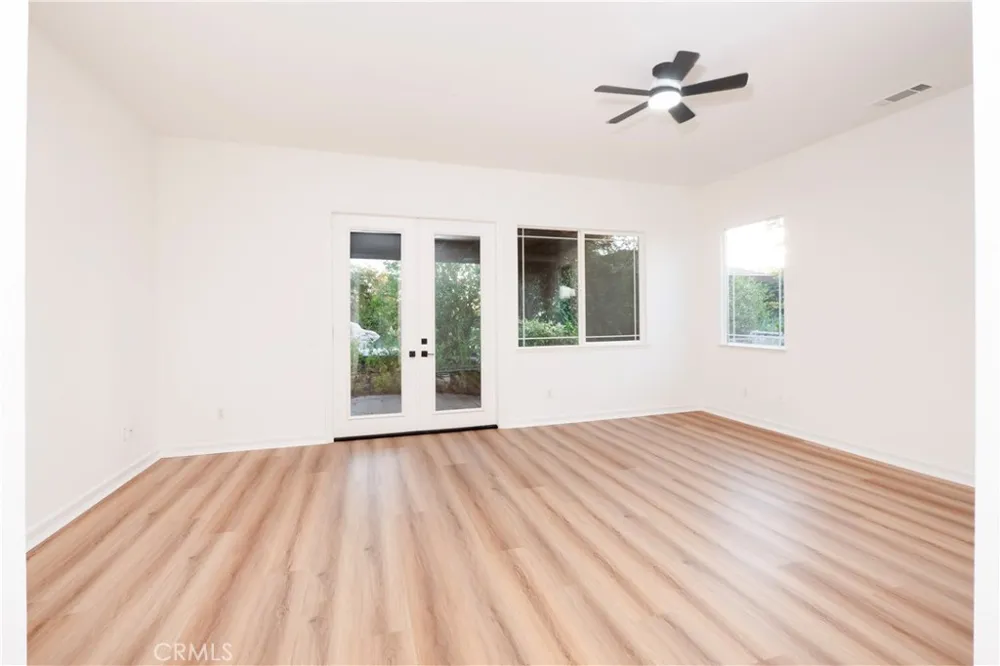 18493 Oak Park Drive Riverside, CA 92504