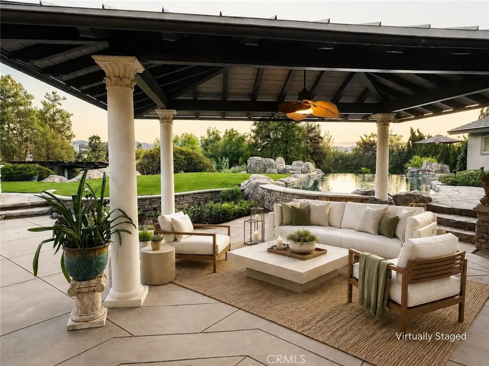 18493 Oak Park Drive Riverside, CA 92504