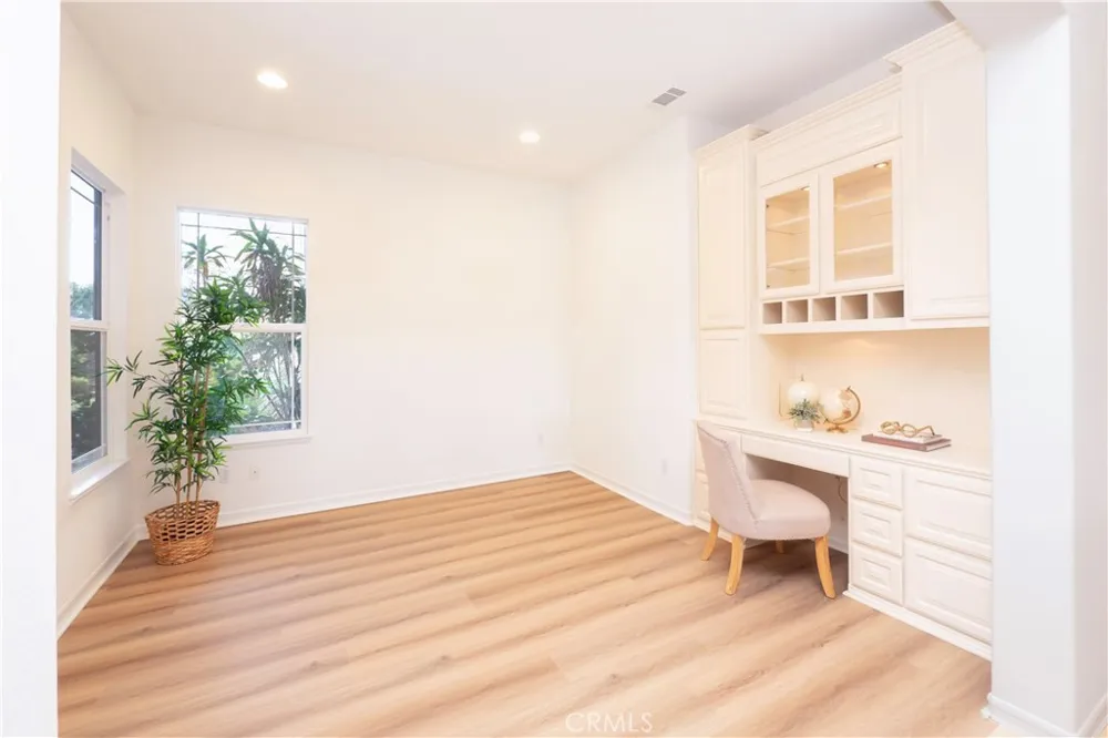 18493 Oak Park Drive Riverside, CA 92504