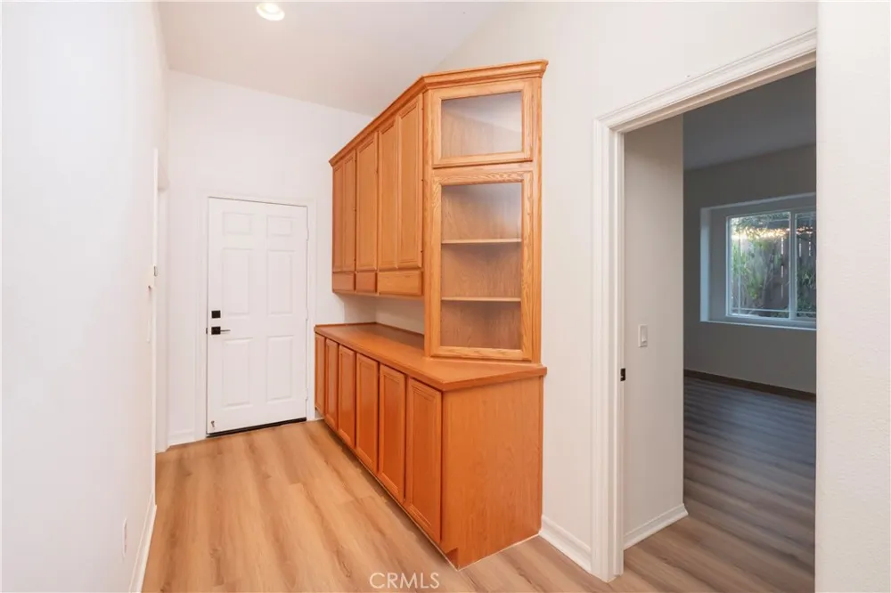 18493 Oak Park Drive Riverside, CA 92504