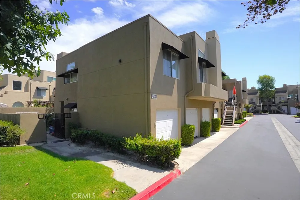 27897 Cinnamon Mission Viejo, CA 92691