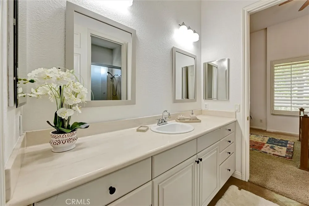 1660 Alamitos Corona, CA 92881
