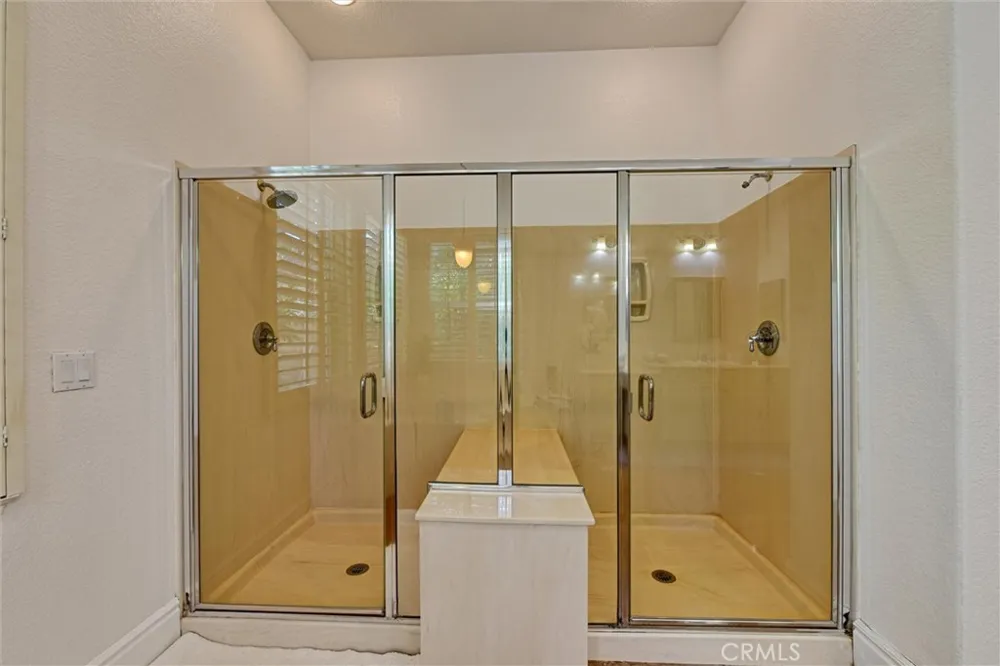 1660 Alamitos Corona, CA 92881