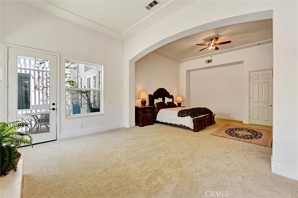 1660 Alamitos Corona, CA 92881
