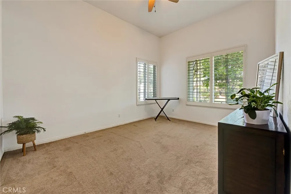 1660 Alamitos Corona, CA 92881