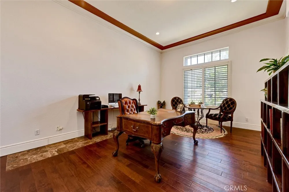1660 Alamitos Corona, CA 92881