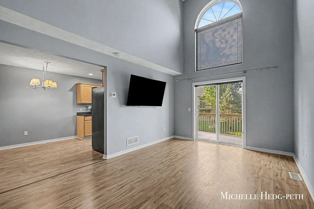 2984 Edgestone Drive #22 Hudsonville, MI 49426
