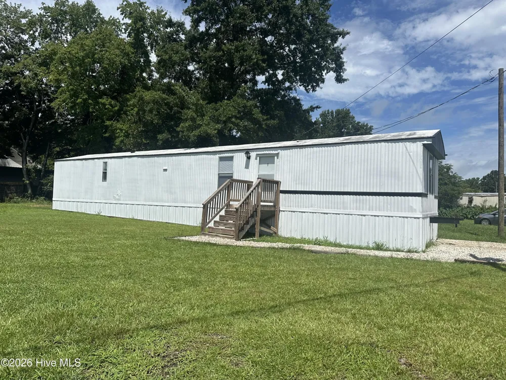 326 Carlson Drive Midway Park, NC 28544