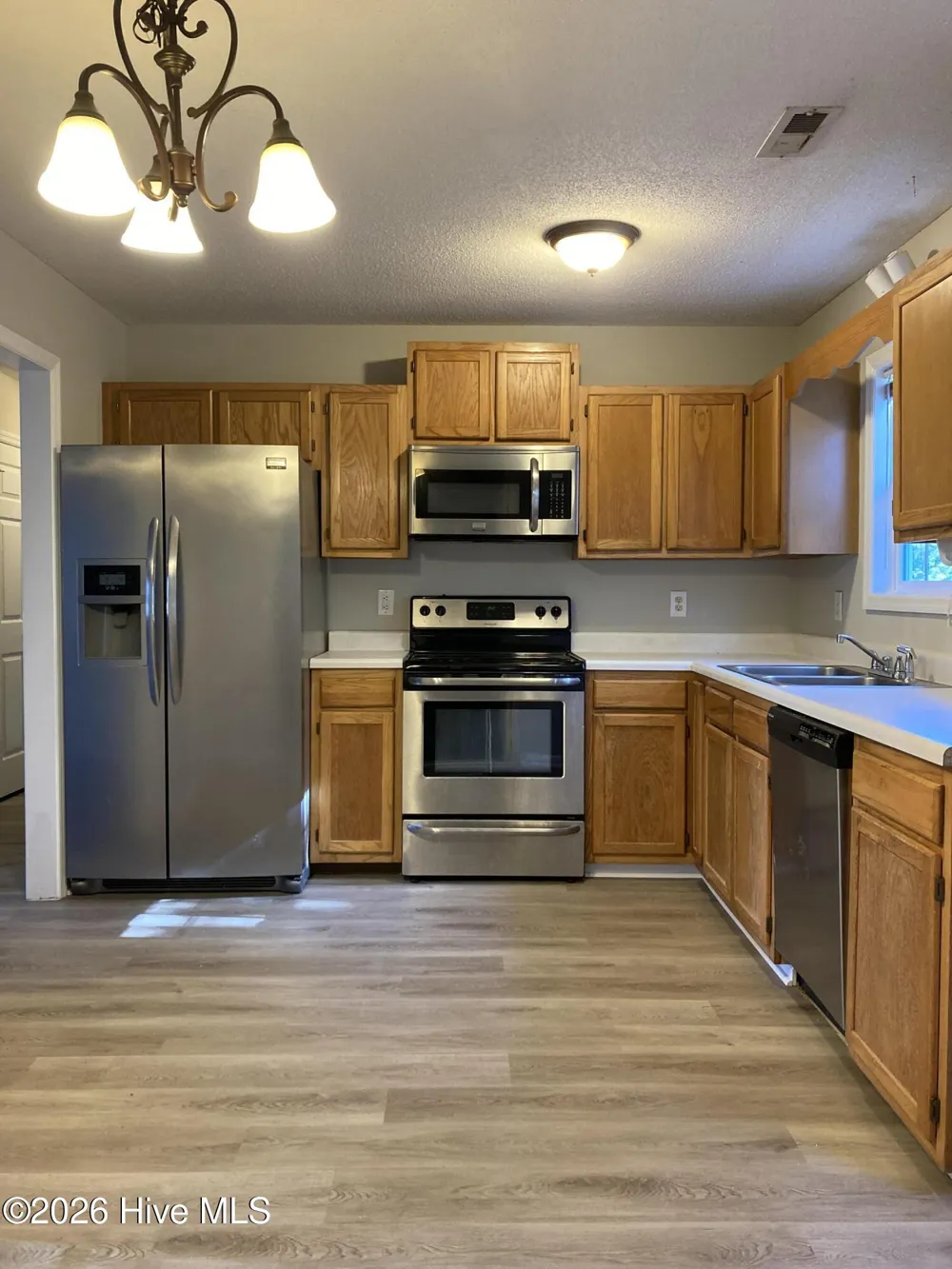 711 Covington Court Hubert, NC 28539