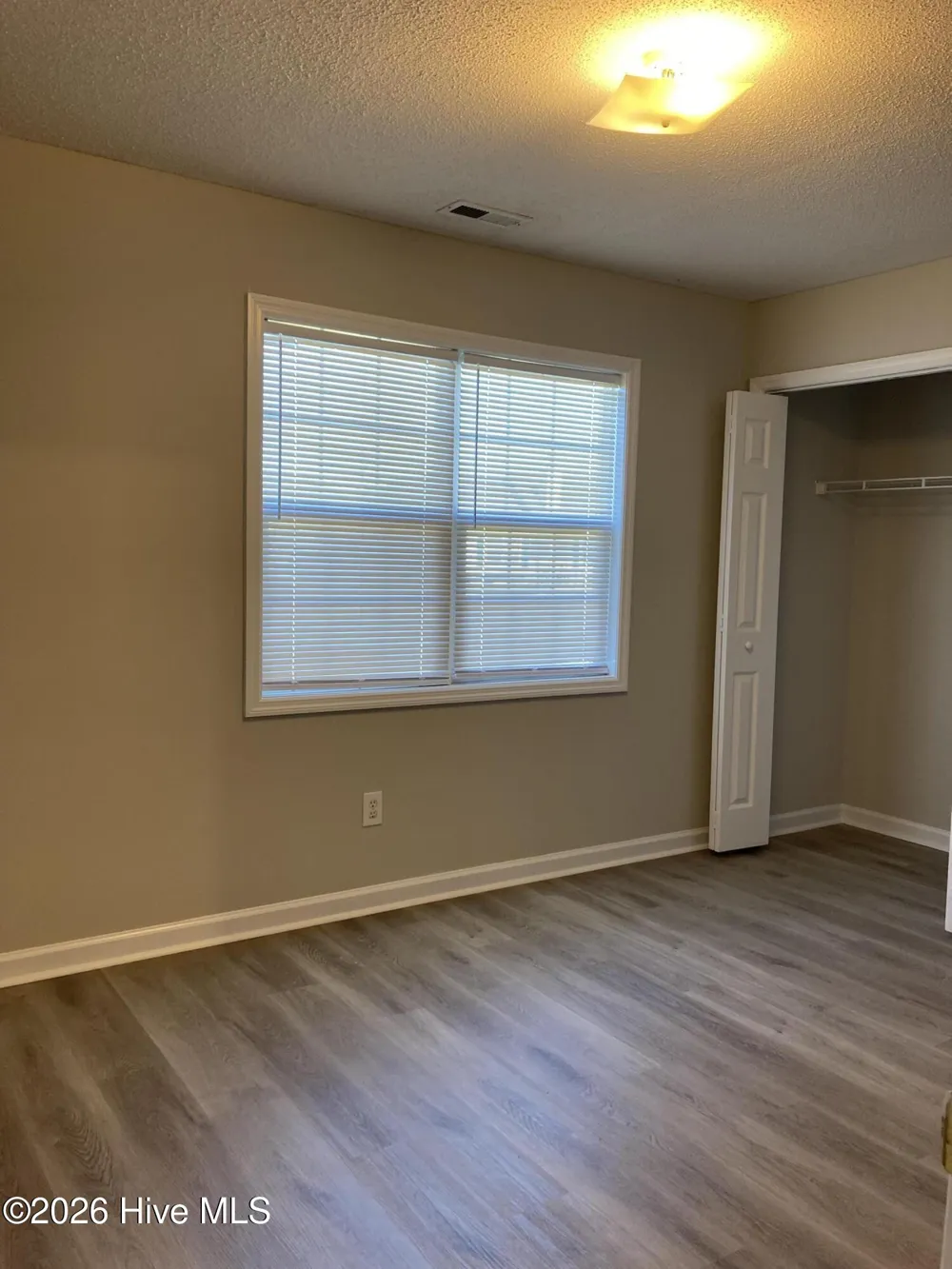 711 Covington Court Hubert, NC 28539