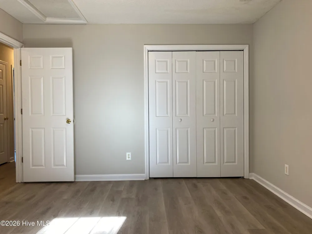 711 Covington Court Hubert, NC 28539
