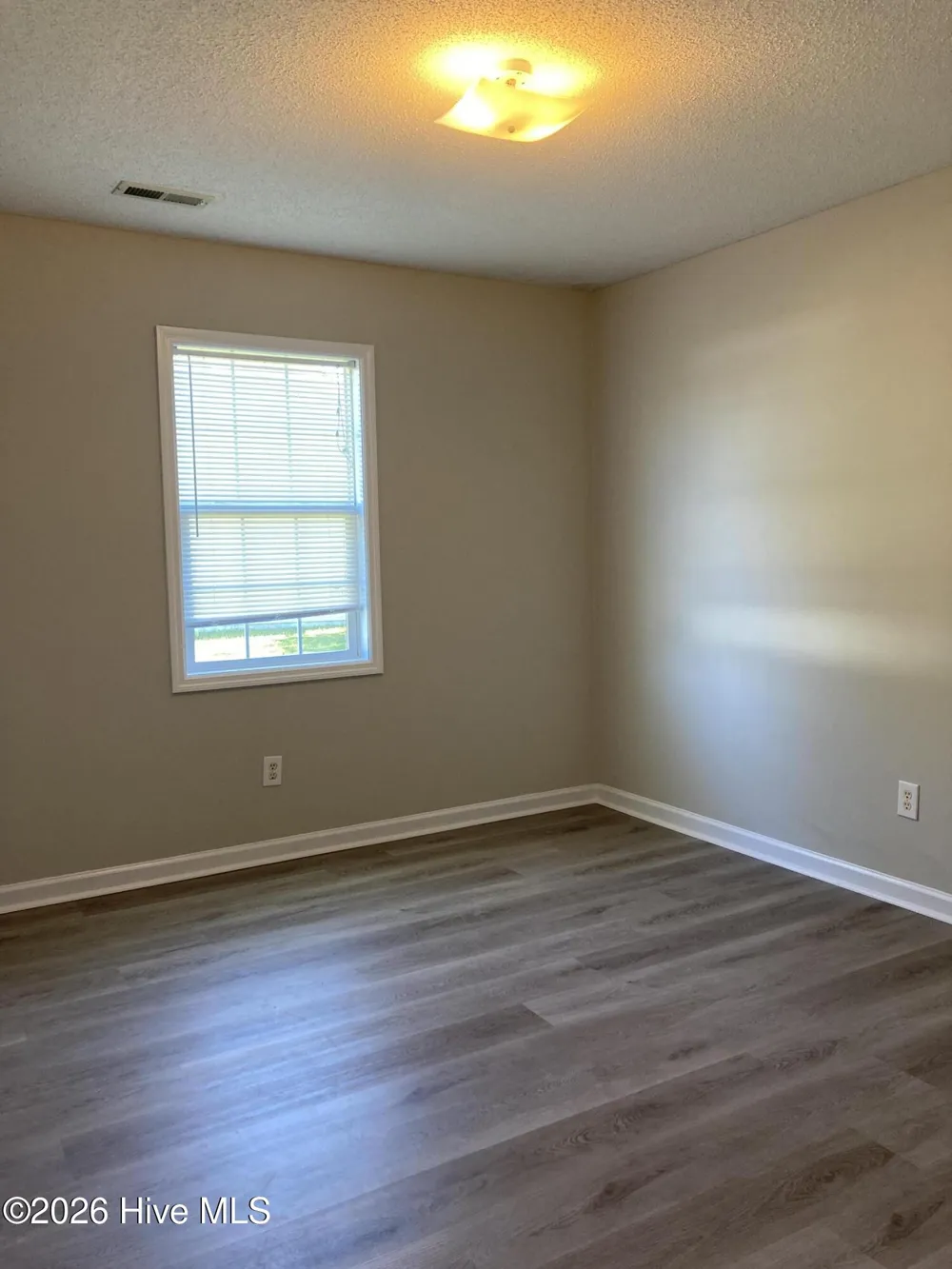 711 Covington Court Hubert, NC 28539