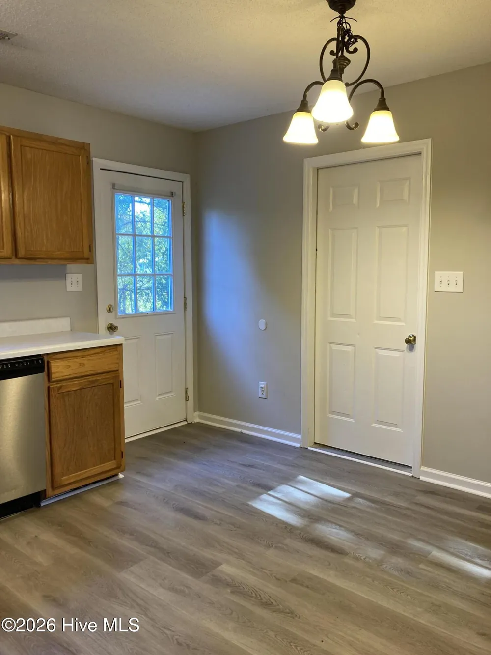 711 Covington Court Hubert, NC 28539