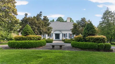 373 Lawrelyn Drive