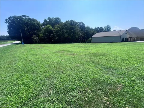 115 Brookleaf Lane