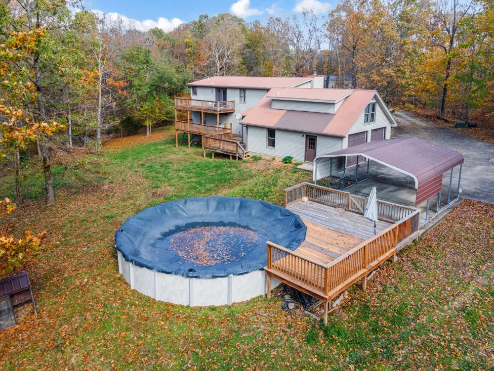 187 Th Hooper Ln Mc Ewen, TN 37101