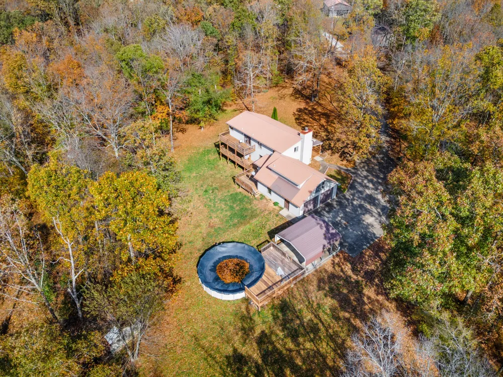 187 Th Hooper Ln Mc Ewen, TN 37101
