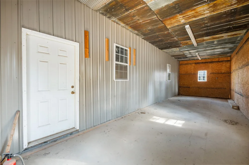 187 Th Hooper Ln Mc Ewen, TN 37101