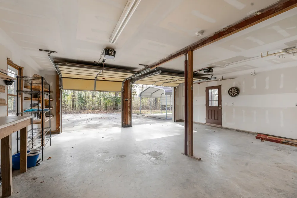 187 Th Hooper Ln Mc Ewen, TN 37101