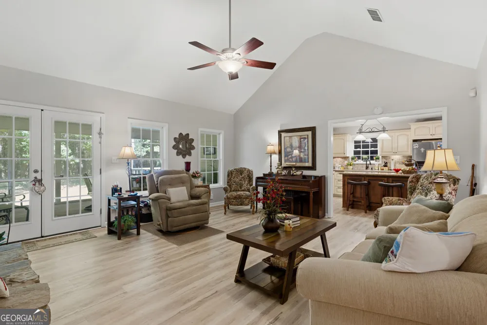 1064 Chappell Mill RD Milner, GA 30257