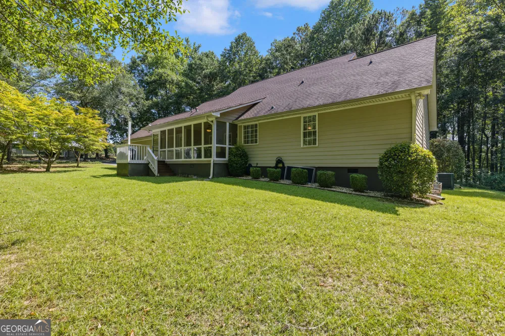 1064 Chappell Mill RD Milner, GA 30257