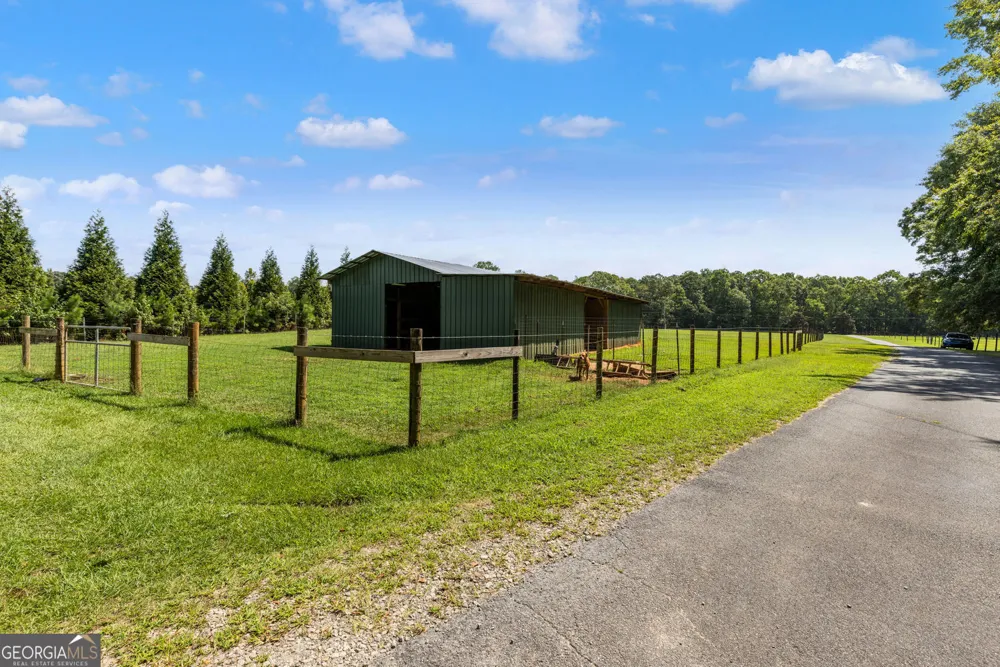 1064 Chappell Mill RD Milner, GA 30257