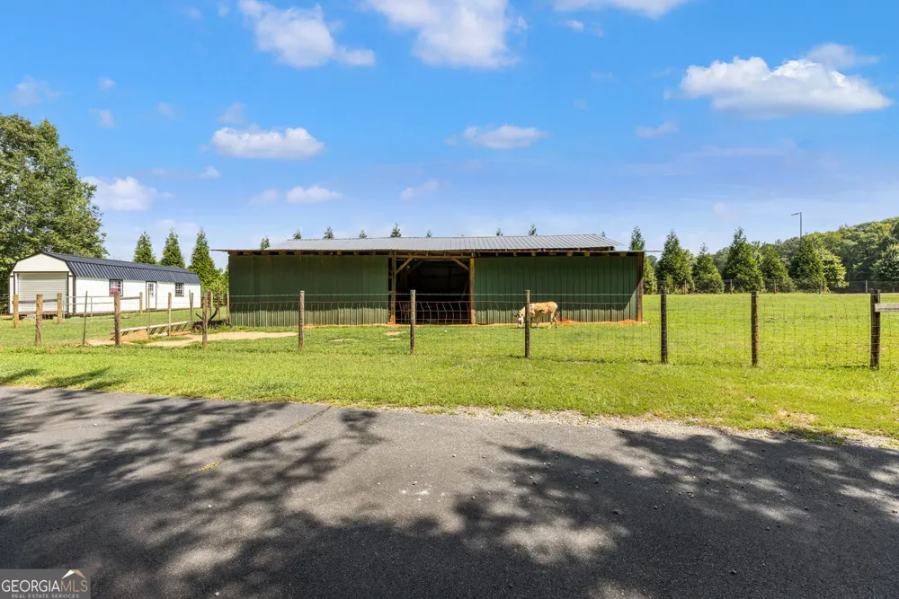 1064 Chappell Mill RD Milner, GA 30257