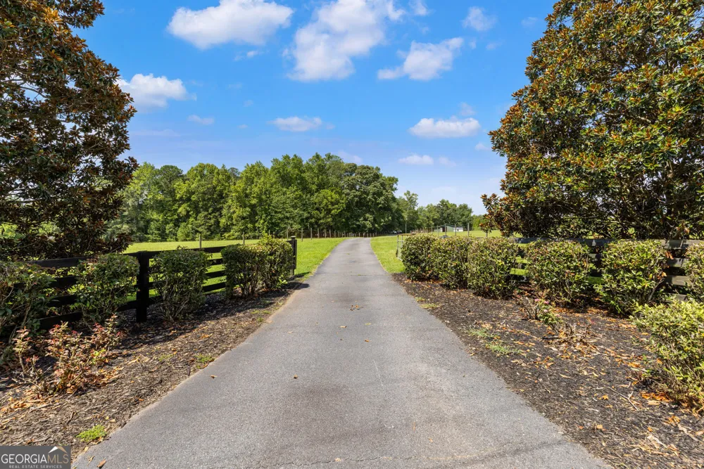 1064 Chappell Mill RD Milner, GA 30257