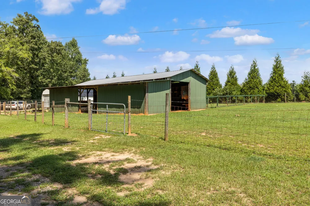 1064 Chappell Mill RD Milner, GA 30257