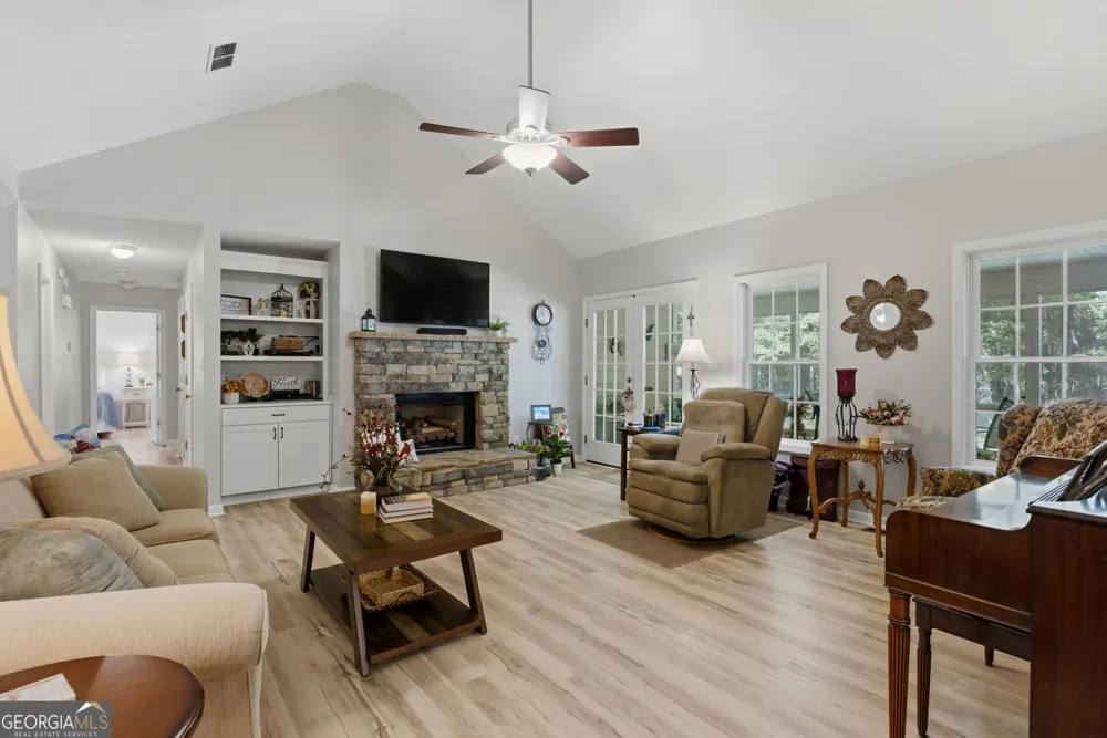1064 Chappell Mill RD Milner, GA 30257