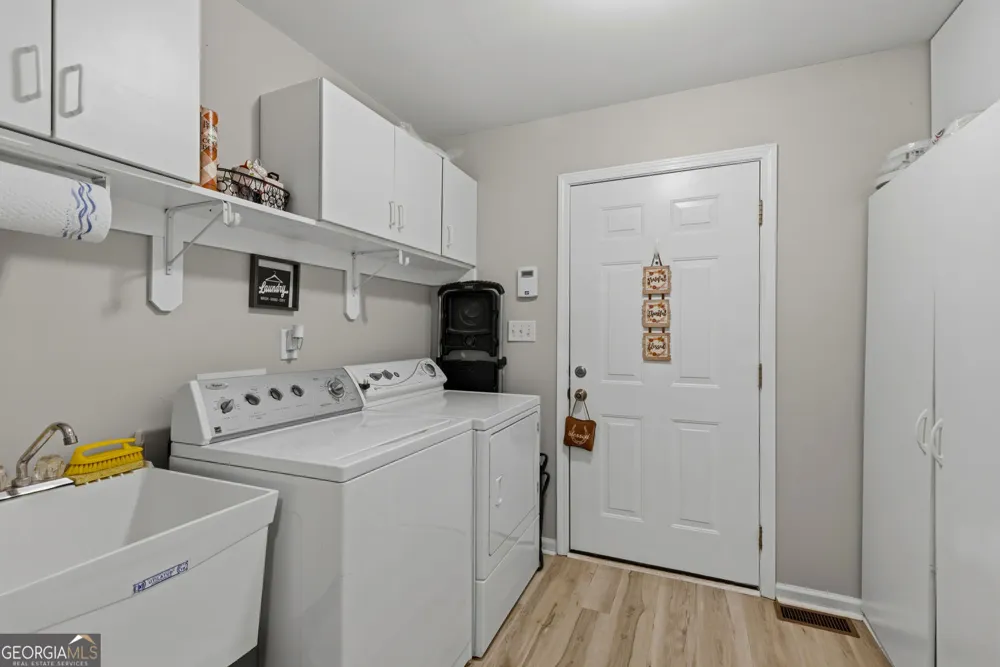 1064 Chappell Mill RD Milner, GA 30257