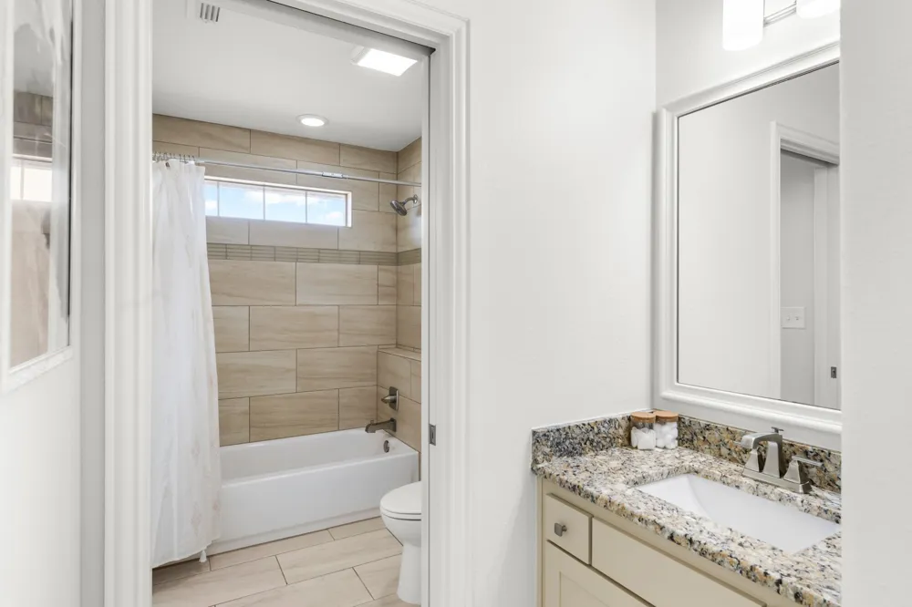 10909 Chriswood Drive Crowley, TX 76036