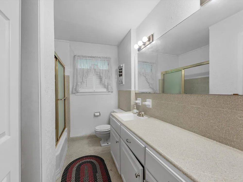 4910 Yarwell Drive Houston, TX 77096