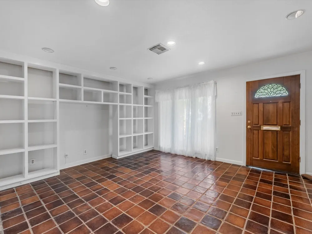 4910 Yarwell Drive Houston, TX 77096