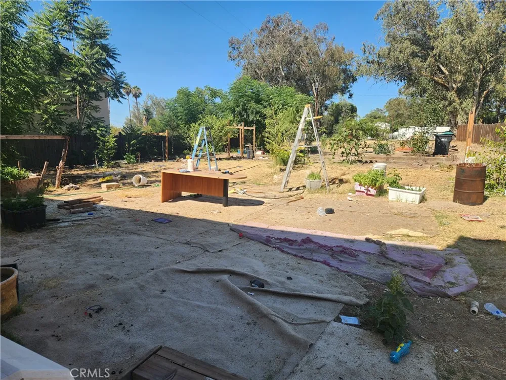 321 Park Avenue Banning, CA 92220