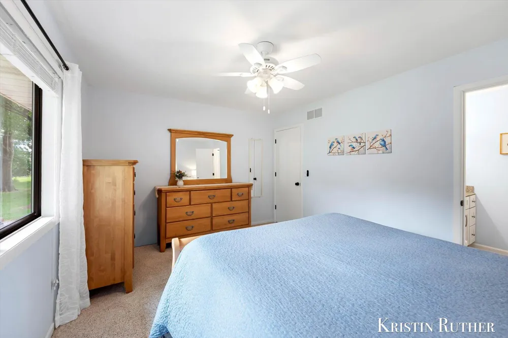 3168 Beechnut Lane Hudsonville, MI 49426