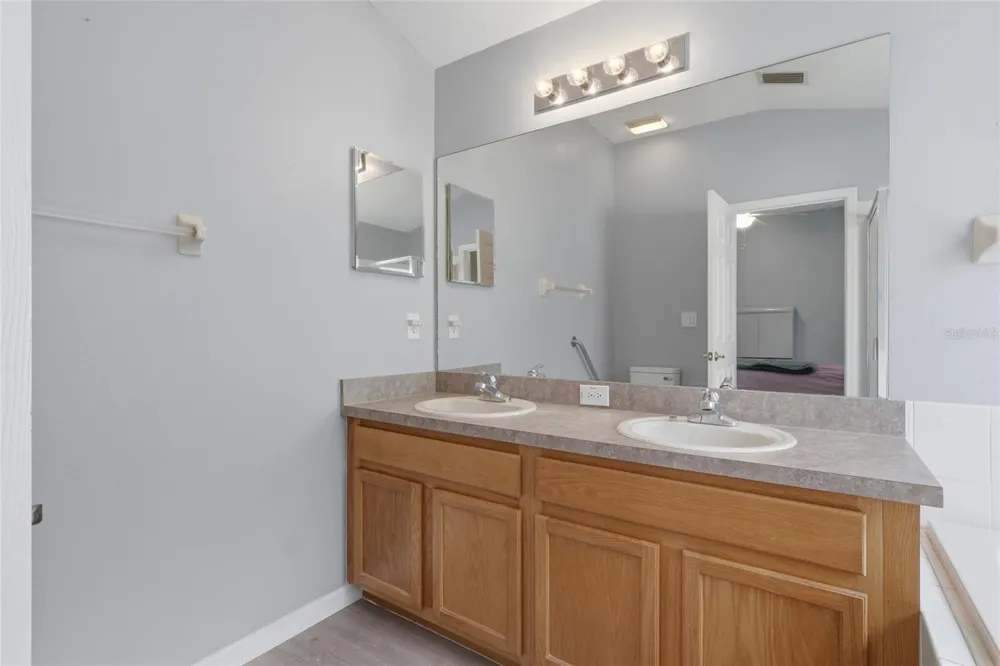 34427 SMART DRIVE Zephyrhills, FL 33541