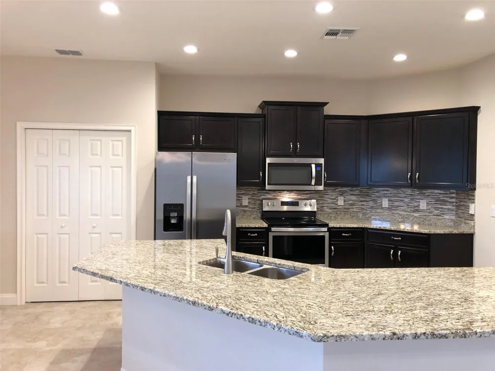 6063 HIGHLANDS GRACE BOULEVARD Lakeland, FL 33812