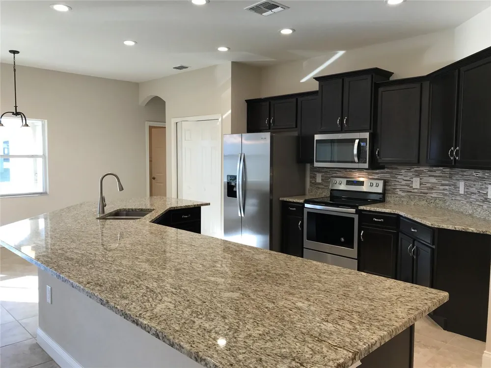 6063 HIGHLANDS GRACE BOULEVARD Lakeland, FL 33812