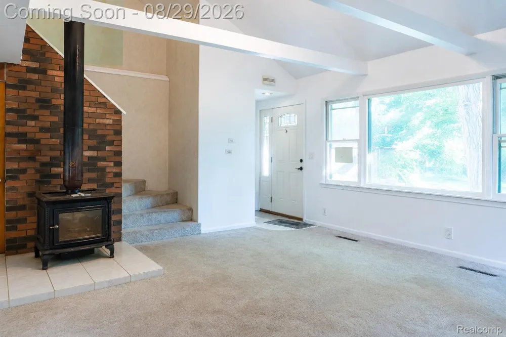 3216 Warren Drive Waterford Charter Township, MI 48329