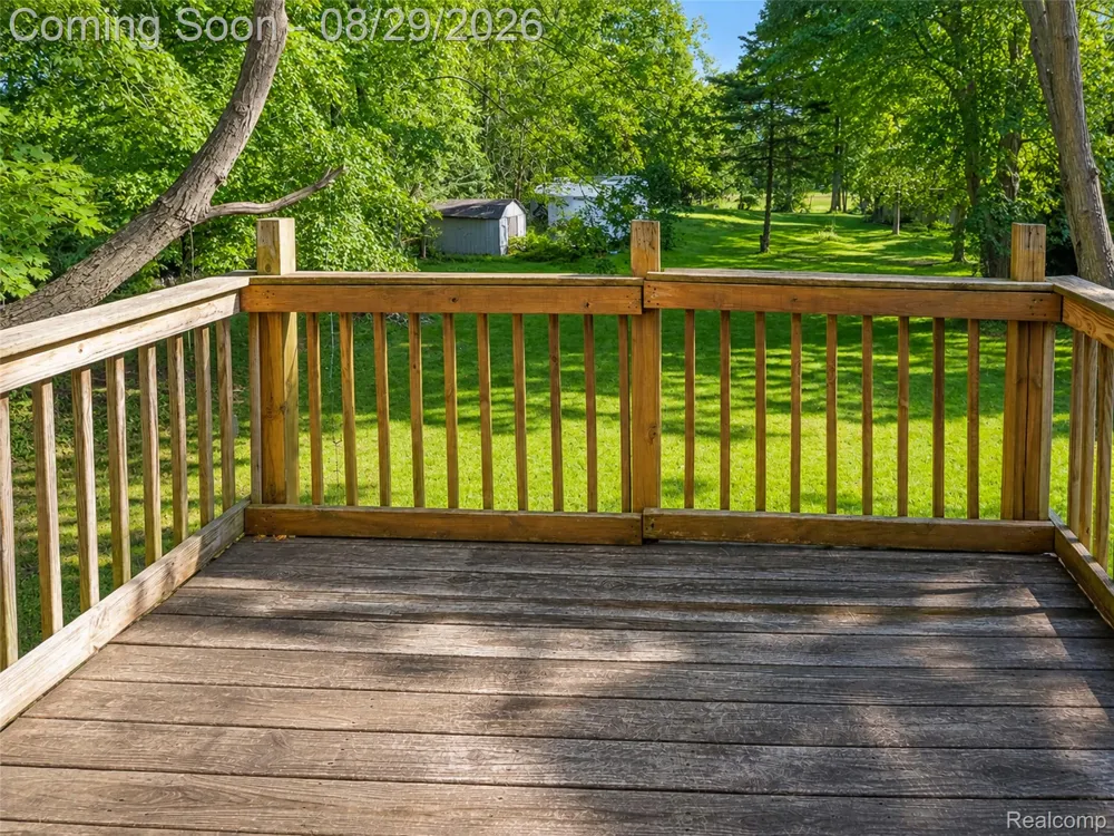 3216 Warren Drive Waterford Charter Township, MI 48329