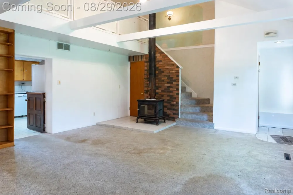 3216 Warren Drive Waterford Charter Township, MI 48329