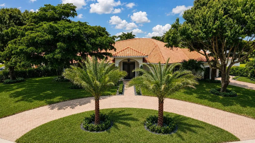 950 Greensward Lane Delray Beach, FL 33445
