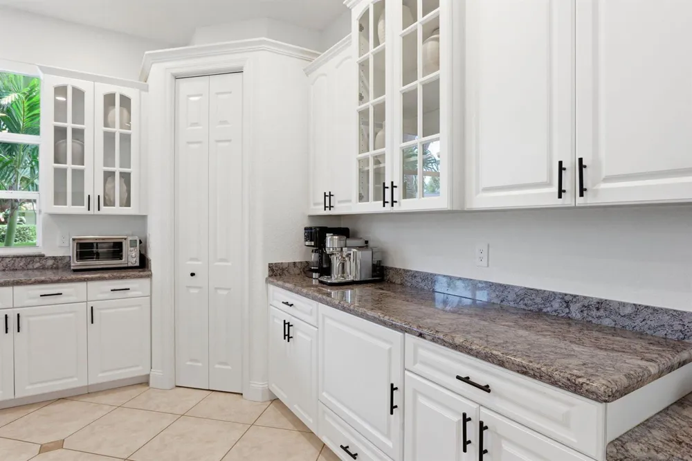 950 Greensward Lane Delray Beach, FL 33445