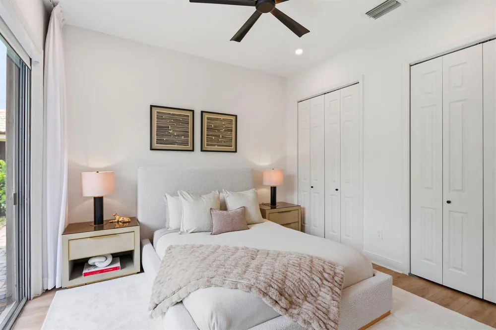 950 Greensward Lane Delray Beach, FL 33445